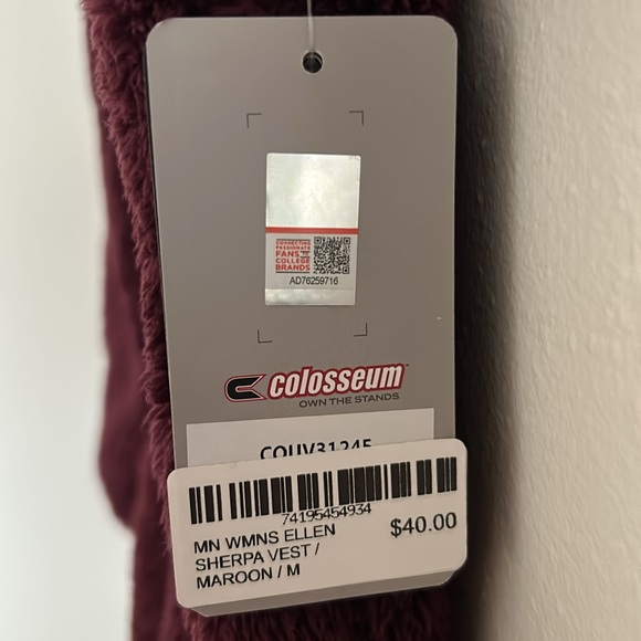 University of Minnesota women’s M sherpa vest - Picture 8 of 8